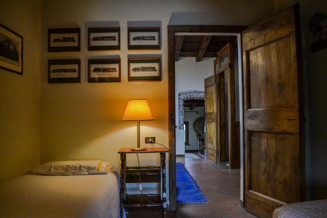 Bed and Breakfast Castello Di Cernusco Lombardone Екстер'єр фото