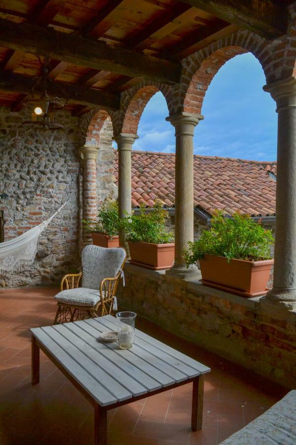 Bed and Breakfast Castello Di Cernusco Lombardone Екстер'єр фото
