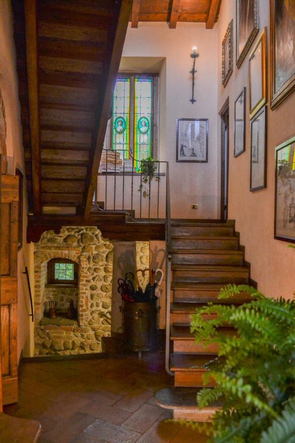 Bed and Breakfast Castello Di Cernusco Lombardone Екстер'єр фото