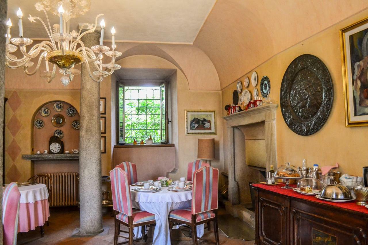 Bed and Breakfast Castello Di Cernusco Lombardone Екстер'єр фото