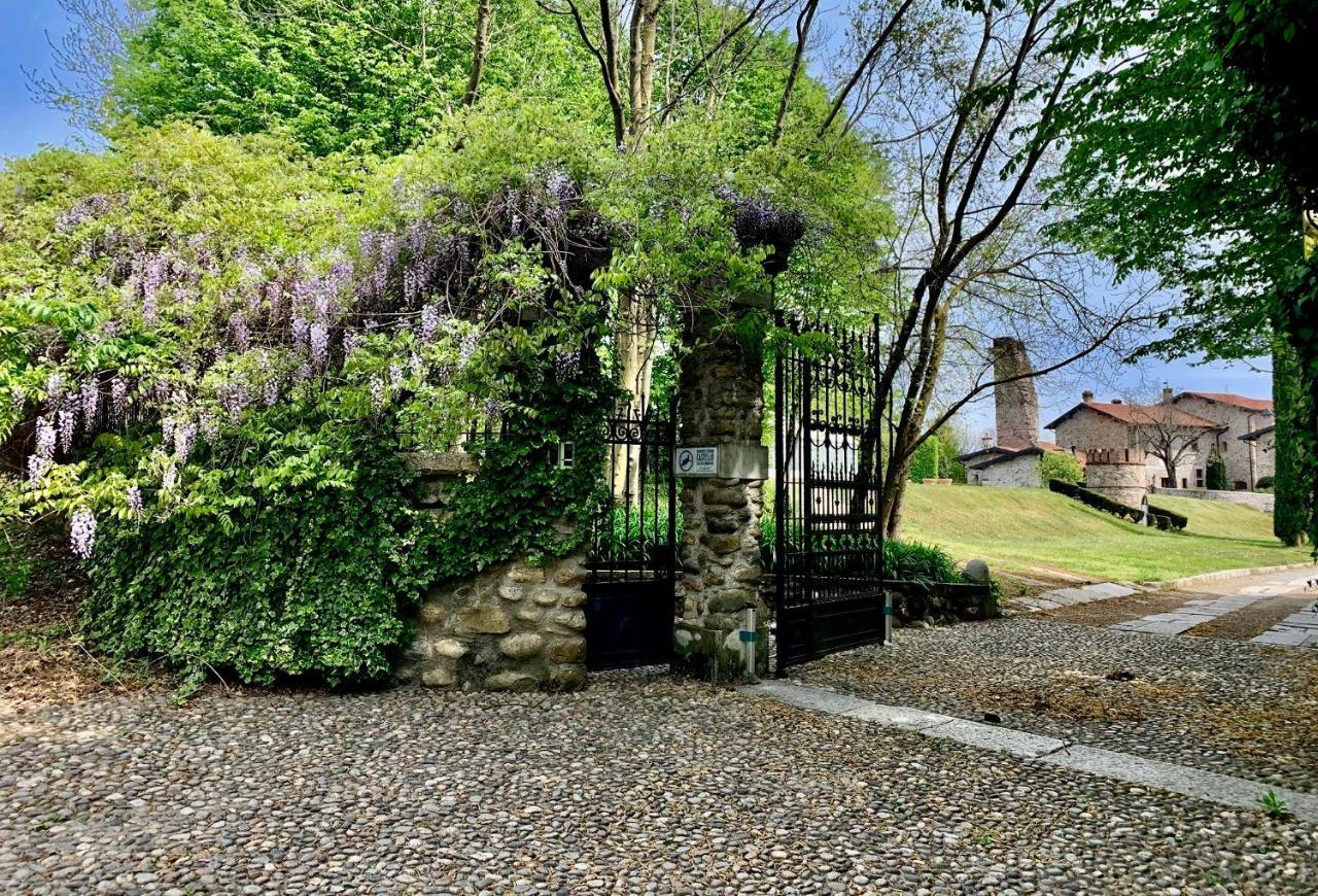 Bed and Breakfast Castello Di Cernusco Lombardone Екстер'єр фото